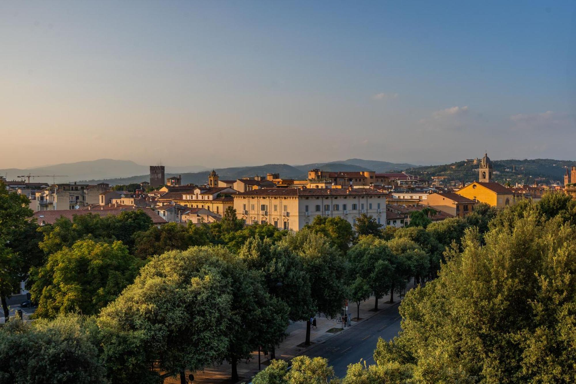 Boutique Hotel Trieste - Adults Only Verona Esterno foto